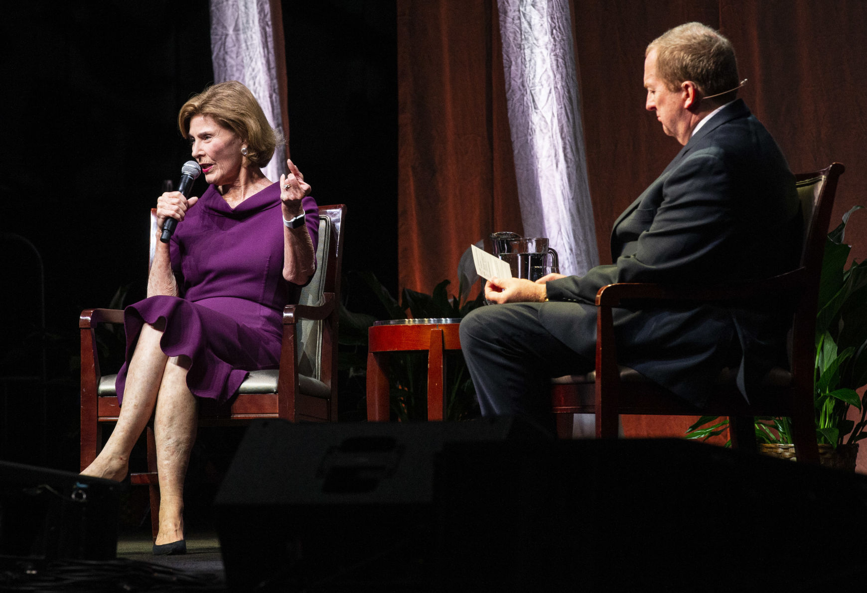 Laura Bush speaks at Guilford College Bryan Series